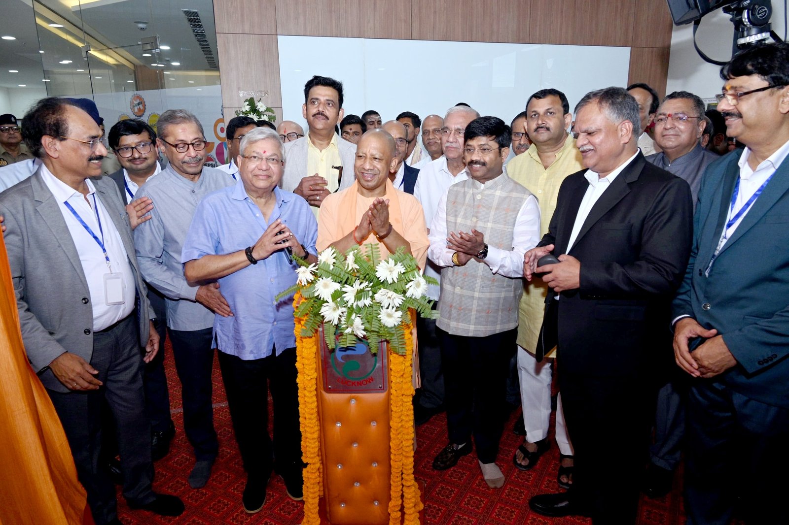 गीडा सेक्टर 27 में पेप्सिको की फ्रेंचाइजी वरुण बेवरेजेज की यूनिट का मुख्यमंत्री ने किया उद्घाटन