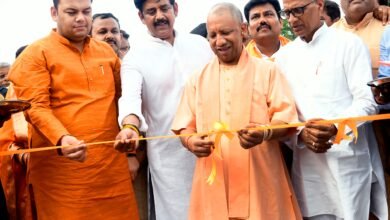 गोरखपुर में 635 करोड़ रुपये की पांच विकास परियोजनाओं का शिलान्यास और लोकार्पण किया सीएम योगी ने