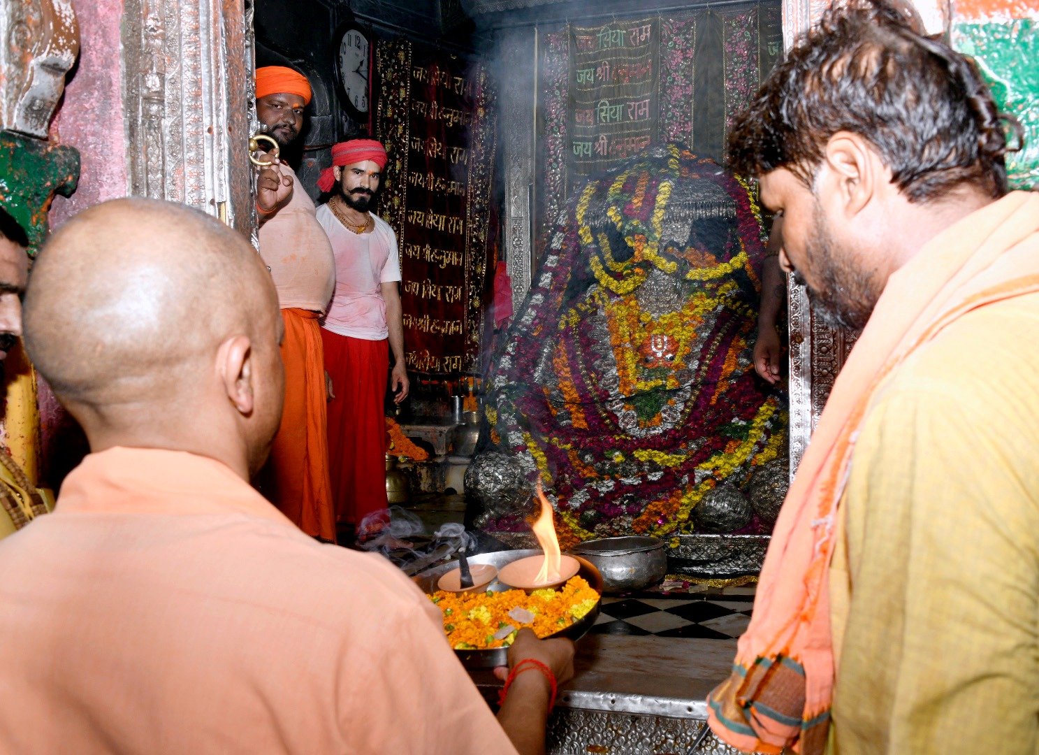 30 दिन की अवधि के भीतर दूसरी बार मुख्यमंत्री योगी अदित्यनाथ अयोध्या में रहे उपस्थित