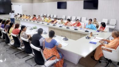 मुख्यमंत्री का आह्वान, जब नारी शक्ति वंदन अधिनियम प्रभावी हो तो उत्तर प्रदेश की महिलाएं उठा सकें पूरा लाभ, इसके लिए महिला आयोग तैयार करे कार्यक्रम