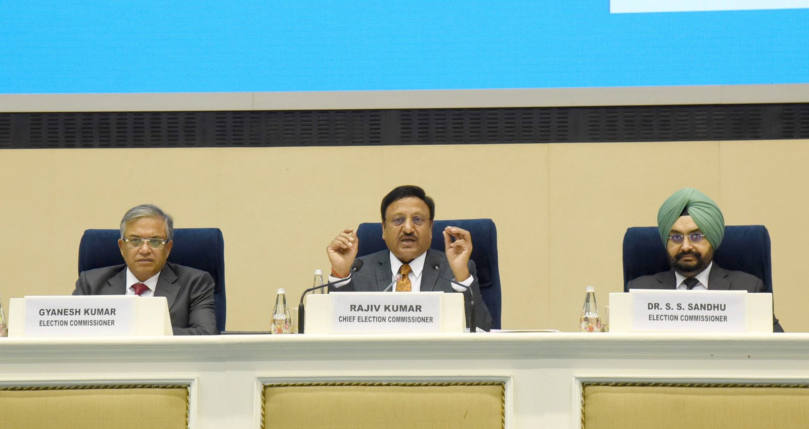 महाराष्ट्र में 20 नवम्बर , झारखंड में 13 और 20 नवम्बर को चुनाव