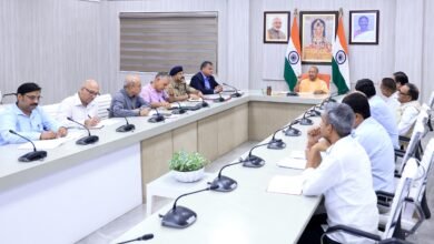 हर उपभोक्ता को अधिकार हो कि वह खाद्य एवं पेय पदार्थों के विक्रेता तथा सेवा प्रदाताओं के बारे में आवश्यक जानकारी रख सके: मुख्यमंत्री