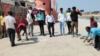 28 लाख दीयों को बिछाने से पहले दीपोत्सव के सभी आयोजन स्थलों पर मार्किंग प्रक्रिया शुरू