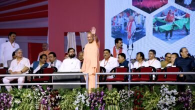 हरियाणा सरकार के शपथ ग्रहण समारोह में शामिल हुए सीएम योगी