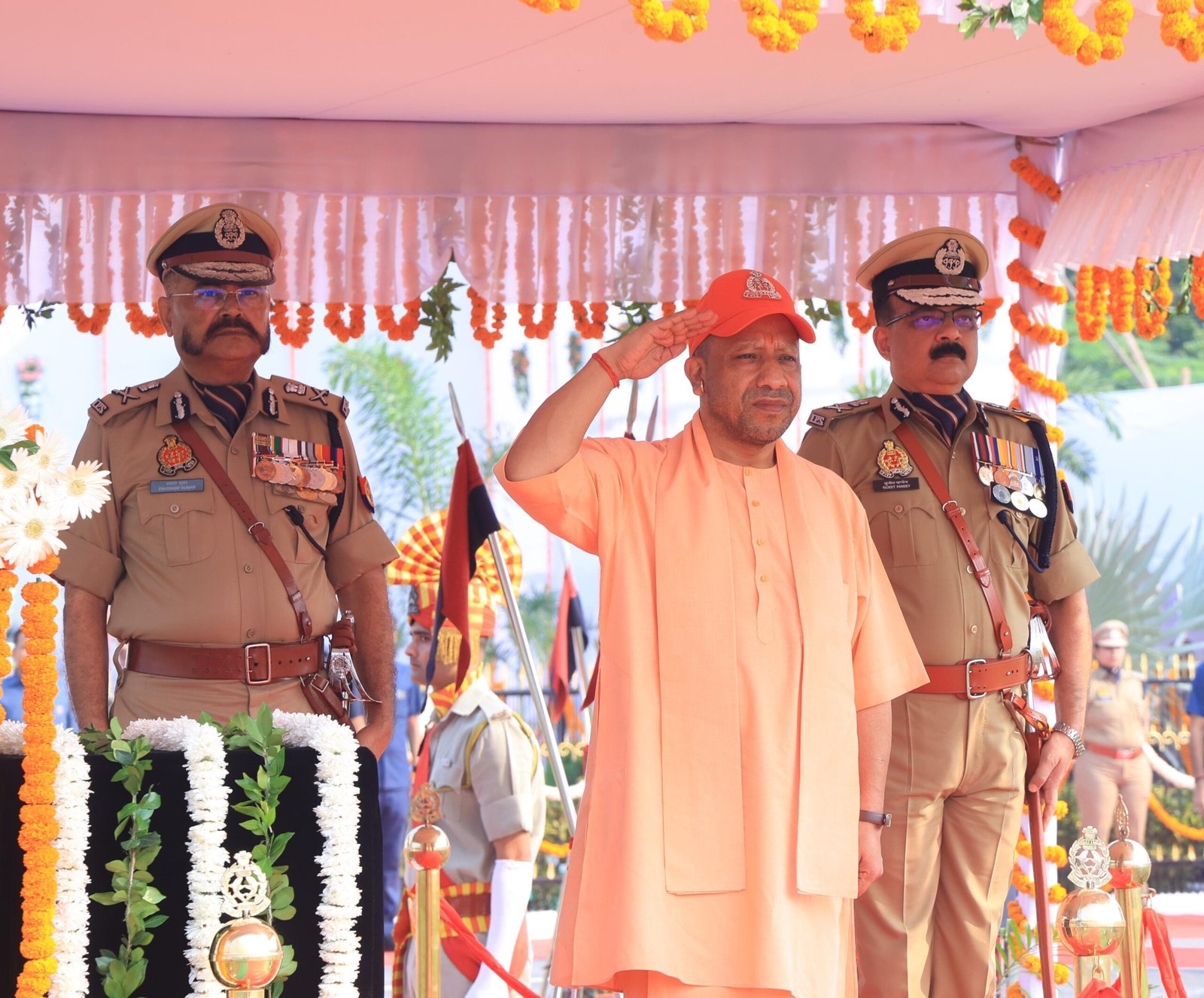 रिजर्व पुलिस लाइन में आयोजित पुलिस स्मृति दिवस पर मुख्यमंत्री योगी आदित्यनाथ ने की घोषणा