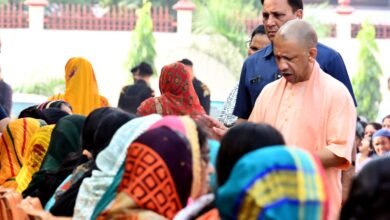 हर पात्र व्यक्ति को दिलाएं शासन की कल्याणकारी योजनाओं का लाभ : मुख्यमंत्री