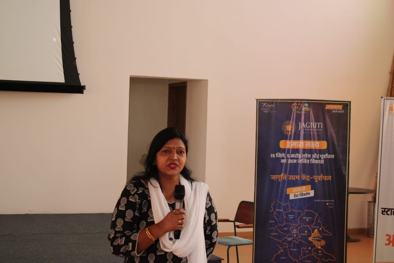 योगी सरकार ने केले को कुशीनगर का ओडीओपी घोषित करना अनीता के लिए संजीवनी बना