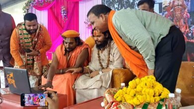 "रघुकुल चला राम के द्वार" एल्बम का लोकार्पण