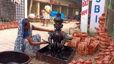 योगी सरकार में खूब जगमगा रही टेराकोटा शिल्पकारों की कारोबारी दिवाली