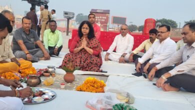 डाॅ0 राममनोहर लोहिया अवध विश्वविद्यालय की कुलपति बनीं मुख्य यजमान