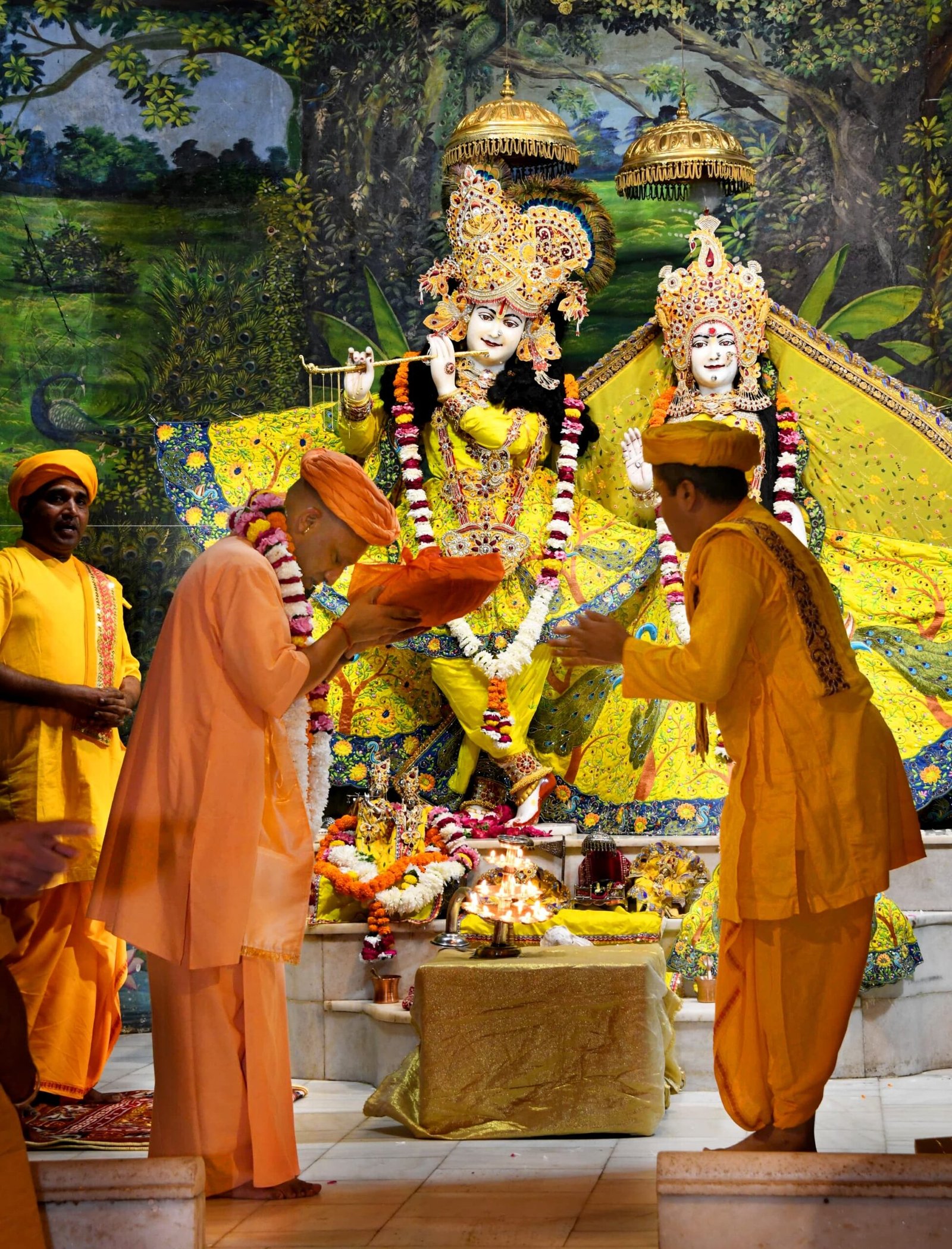 मुख्यमंत्री योगी आदित्यनाथ ने इससे पहले श्रीकृष्ण जन्माष्टमी पर किया था दर्शन-पूजन