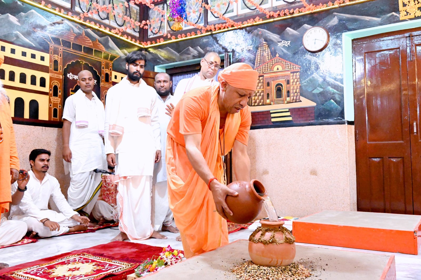 गोरक्षपीठाधीश्वर के सानिध्य में शारदीय नवरात्र का विशेष अनुष्ठान प्रारंभ