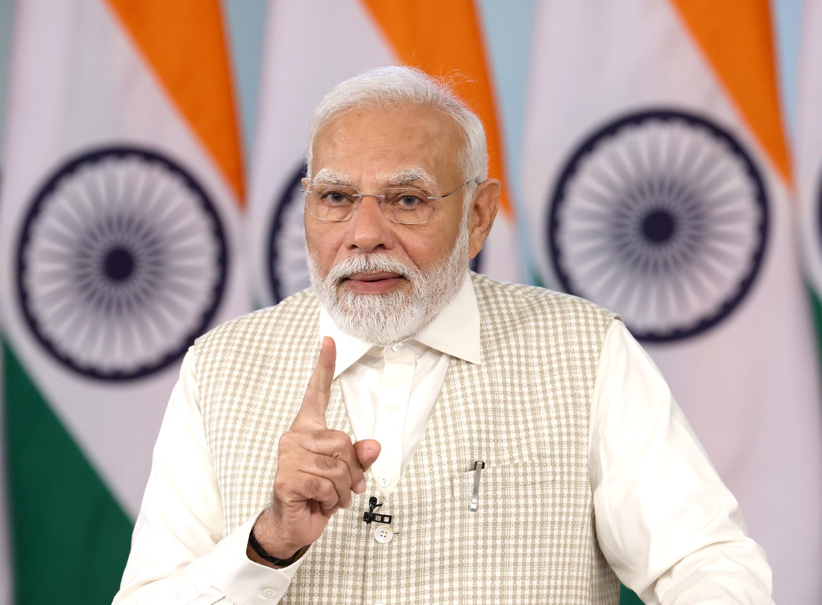 वोकल फॉर लोकल बनकर "आत्मनिर्भर" बनना विकसित भारत बनने के लिए पहली शर्त है: प्रधानमंत्री