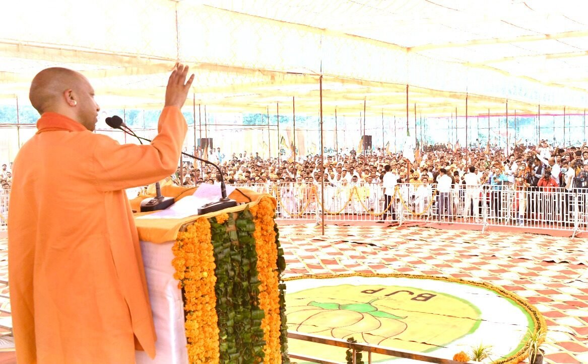 सीएम का आरोपः कश्मीर को आतंकवाद का गढ़ बनाने के लिए शुरू हो चुकी है शरारत