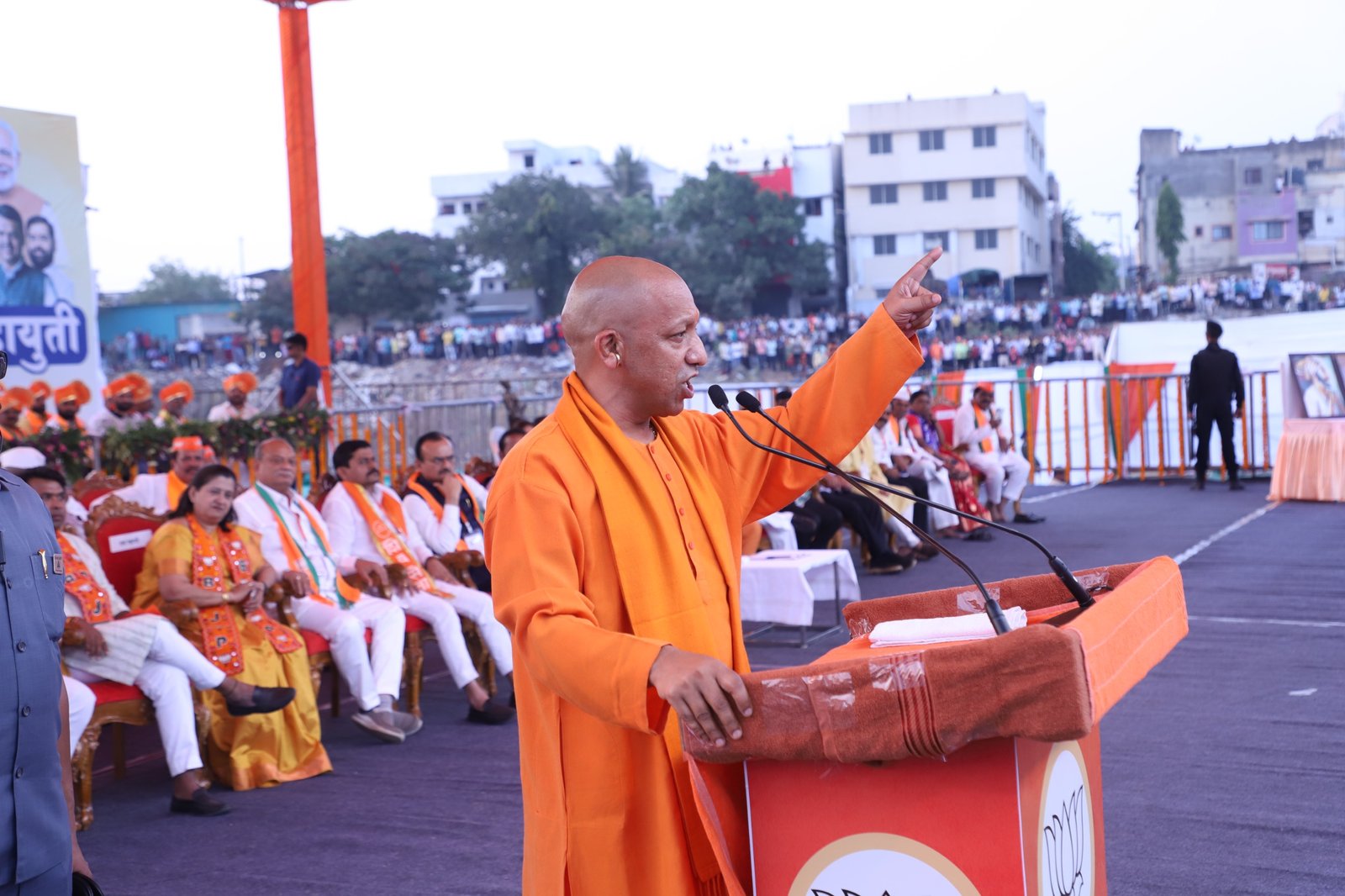 कांग्रेस की कायरता व सत्तालोलुपता ने देश को दो टुकड़ों में बांट दियाः सीएम