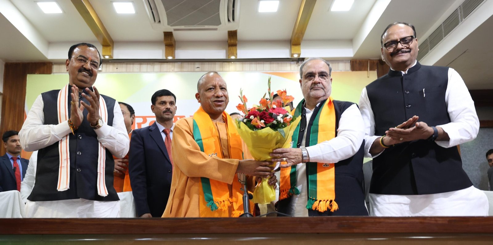 भाजपा की ऐतिहासिक जीत 'एक रहेंगे, सेफ रहेंगे' पर जनता की मुहर : योगी आदित्यनाथ