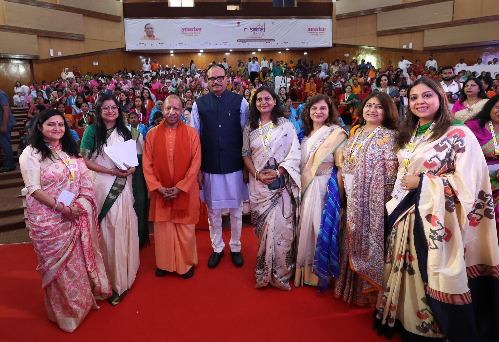 महिलाओं को आर्थिक अवसर प्रदान करने का माध्यम बनेगा आकांक्षा हाट 2024 – मुख्यमंत्री