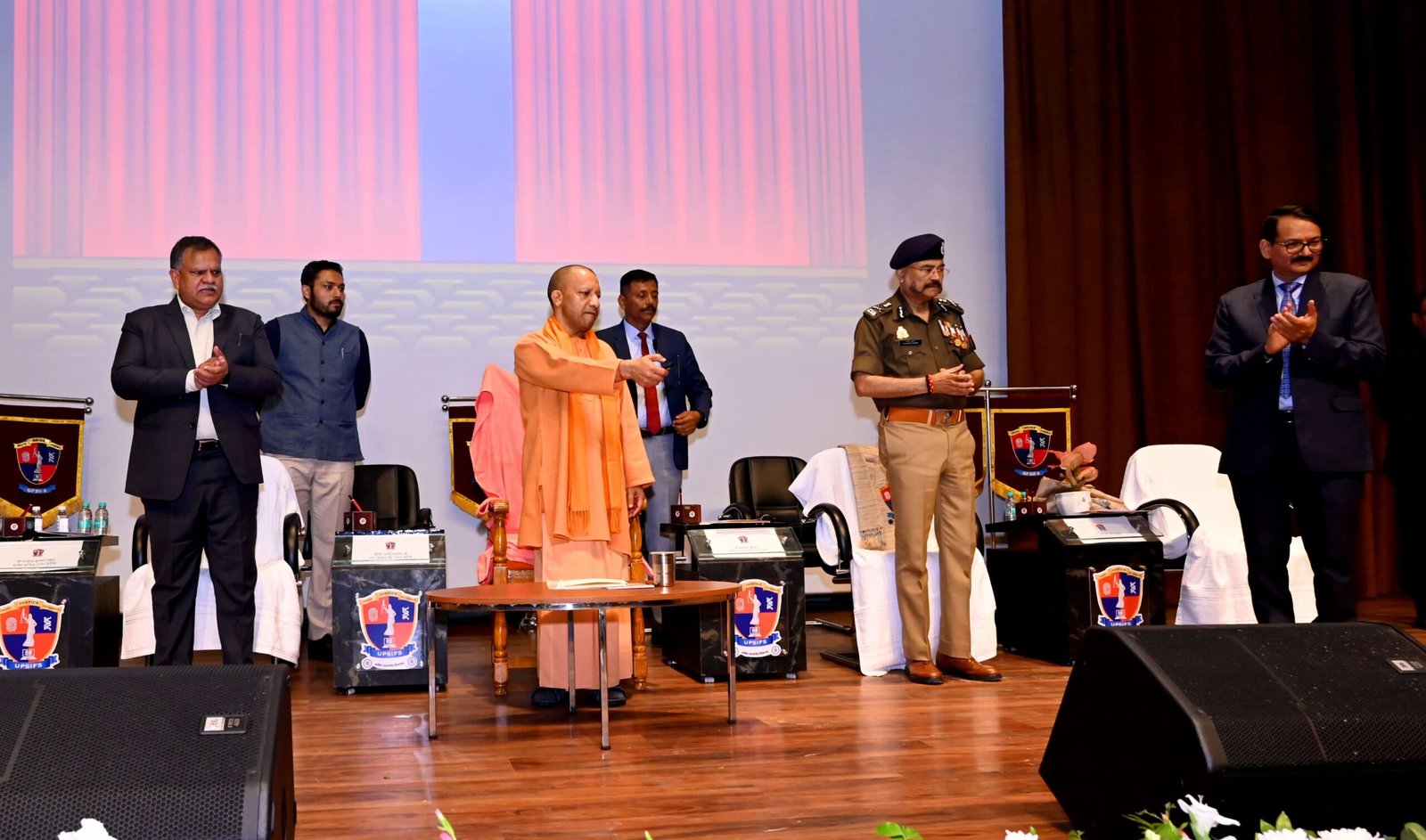 मुख्यमंत्री योगी आदित्यनाथ ने फॉरेंसिक साइंसेज के ऑडिटोरियम का किया उद्धाटन