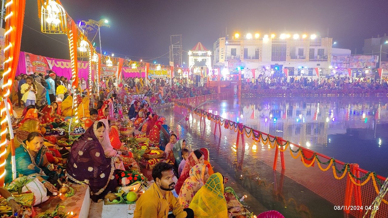 छठ पूजा पर संस्कृति को स्वच्छता के साथ संस्कार बनाने का सफल प्रयास