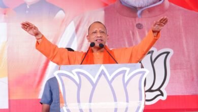 सीएम बोले-निजाम के रजाकारों द्वारा खड़गे जी की मां, चाची और बहन को जलाया गया