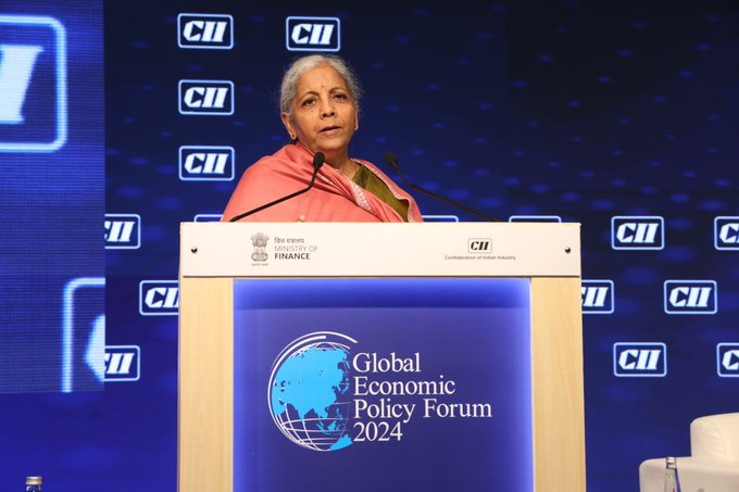 वैश्विक चिंताओं को दूर करने के लिए हितधारकों के बीच भागीदारी हो: सीतारमण
