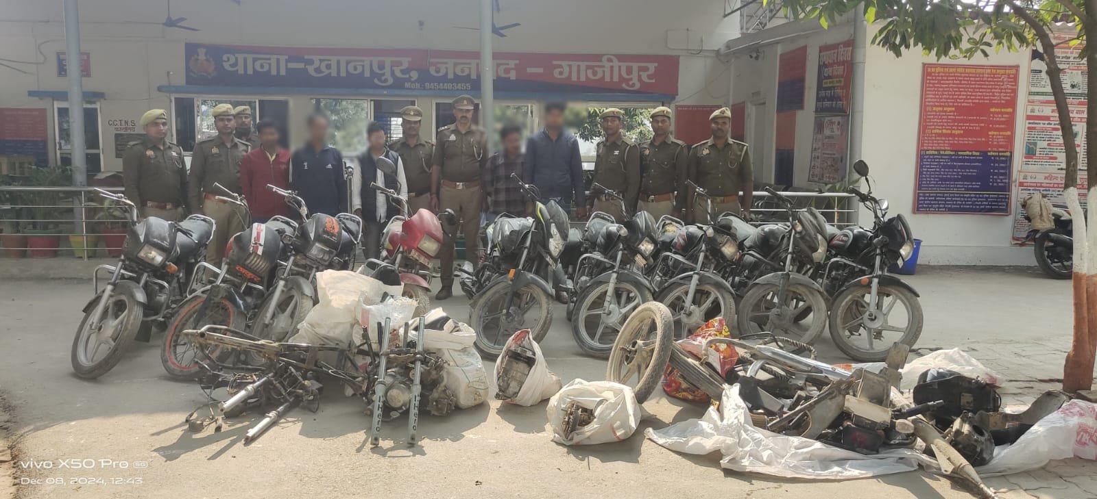 चोरी की नौ मोटरसाईकिल व दो मोटरसाईकिल के पूर्जों संग पांच अभियुक्तों गिरफ्तार