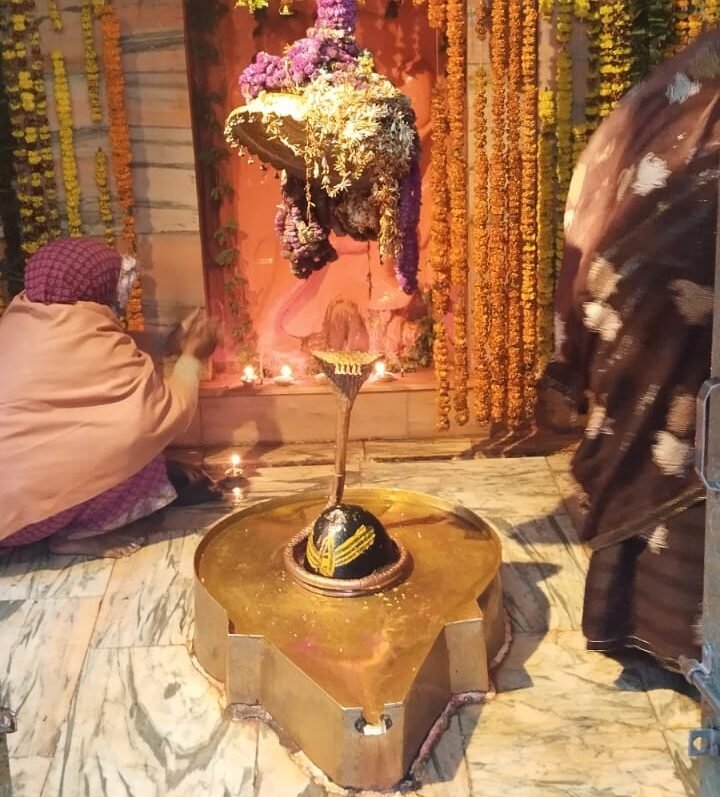 प्रयागराज के झूंसी में गंगा तट पर स्थित है महर्षि दुर्वासा का आश्रम