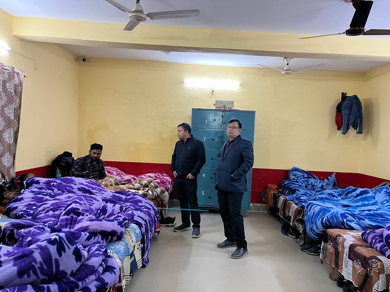 सर्द रातों में असहायों की सुध ले रही योगी सरकार