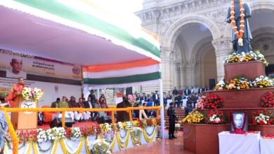 पूर्व प्रधानमंत्री 'भारत रत्न' चौधरी चरण सिंह की 122वीं जयंती 'किसान सम्मान दिवस' पर आयोजित कार्यक्रम में शामिल हुए मुख्यमंत्री