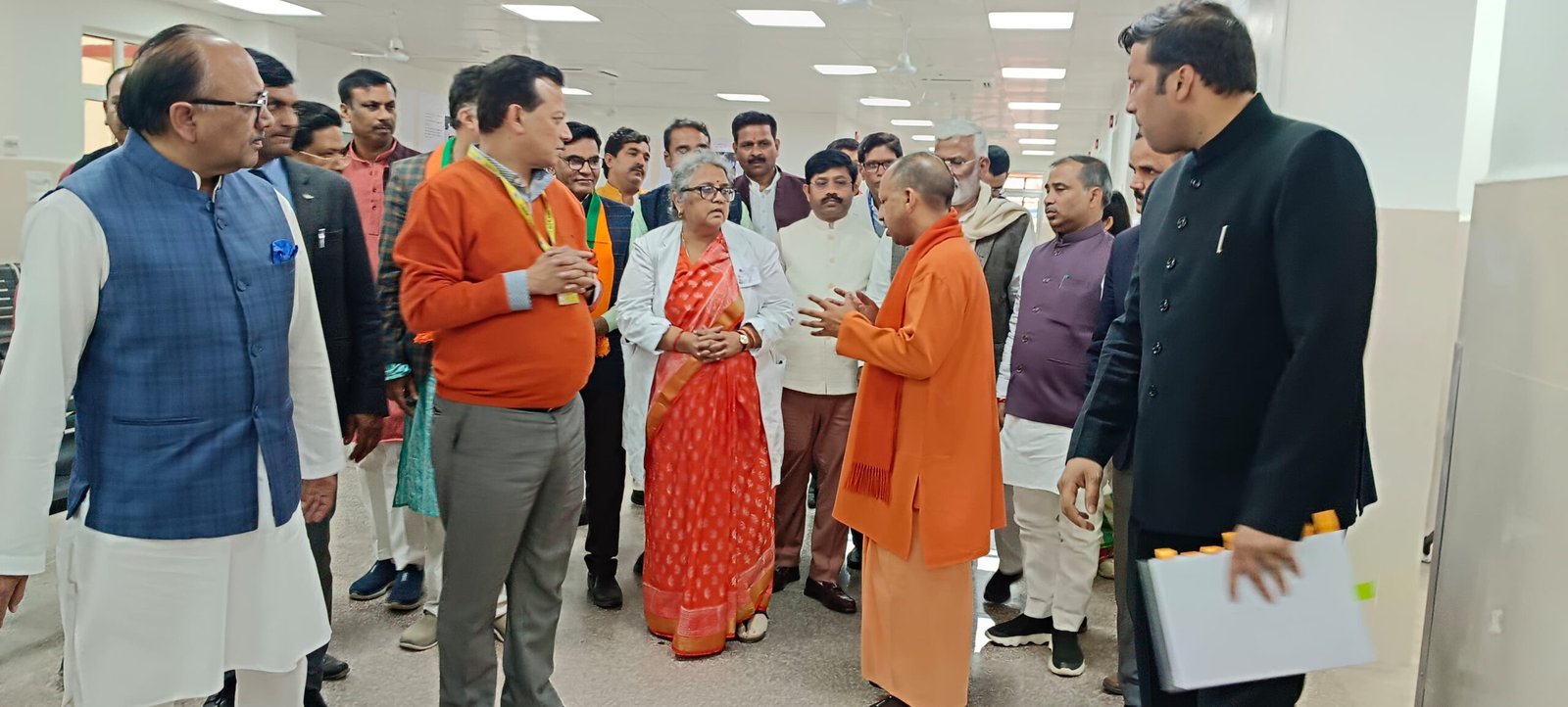 स्वरूप रानी नेहरू अस्पताल की नई ओपीडी का सीएम ने किया निरीक्षण, दिए निर्देश