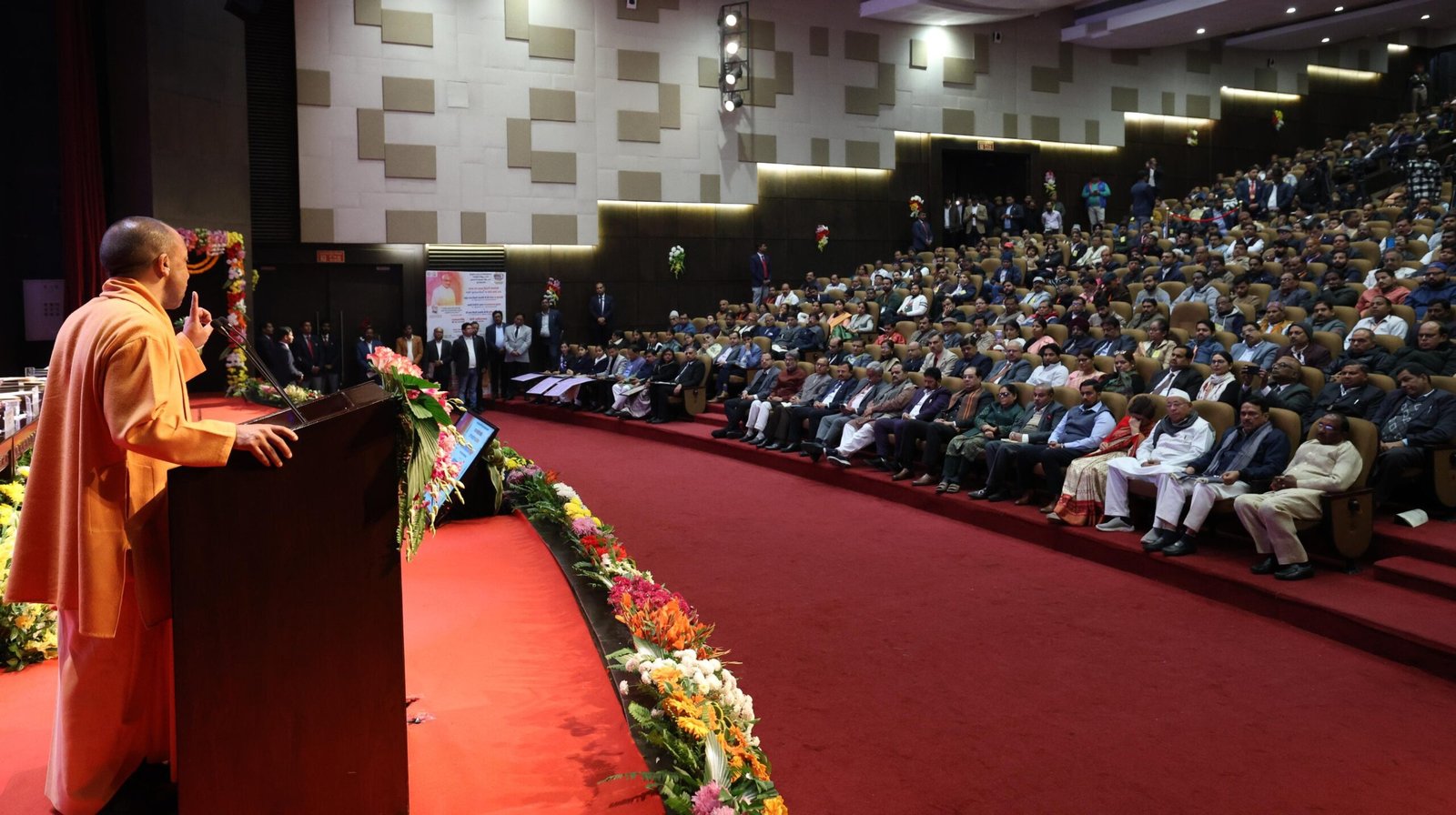 लोकशिकायतों के निस्तारण में देश में शीर्ष पर रहा उत्तर प्रदेशः मुख्यमंत्री