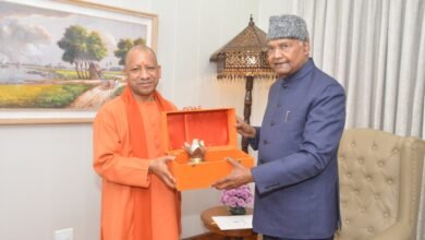दिल्ली पहुंचकर सीएम योगी ने विशिष्ट अतिथियों को महाकुम्भ के लिए किया आमंत्रित