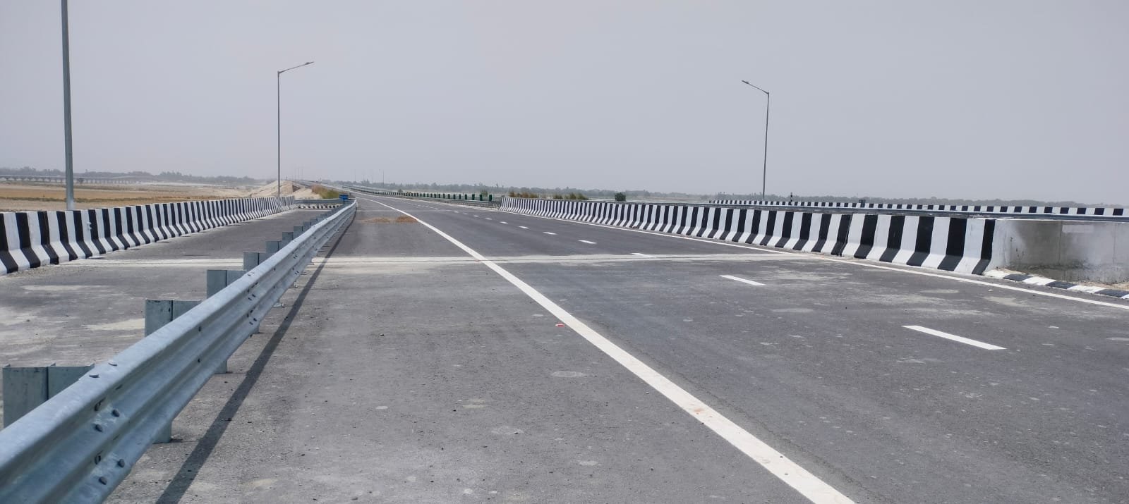 जहां सड़क बनाना ही कठिन था वहां योगी सरकार ने बना दिया एक्सप्रेसवे