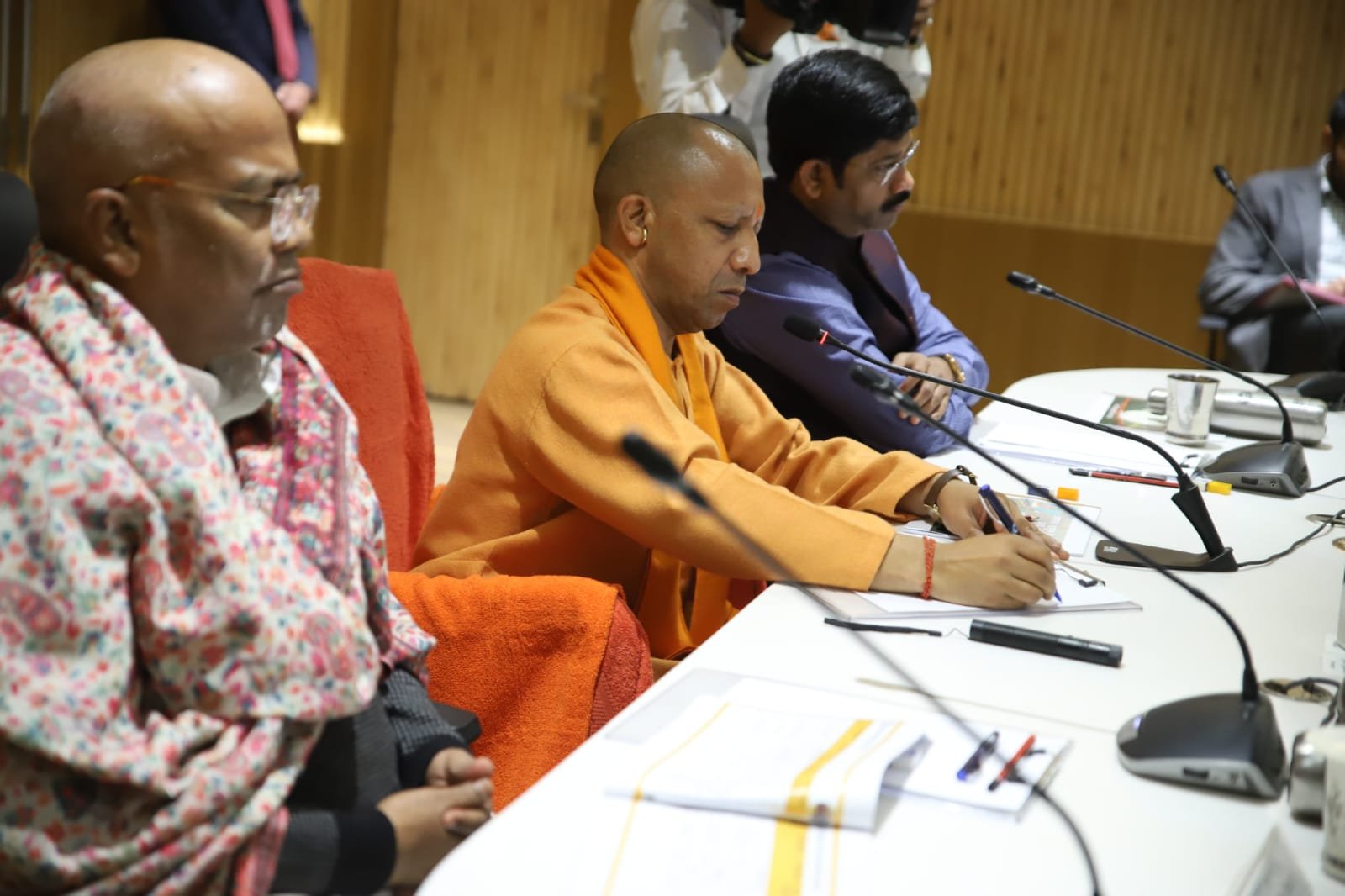 मुख्यमंत्री का आह्वान, सब मिलकर स्वच्छ प्रयागराज- स्वच्छ महाकुम्भ के लिए करें प्रयास