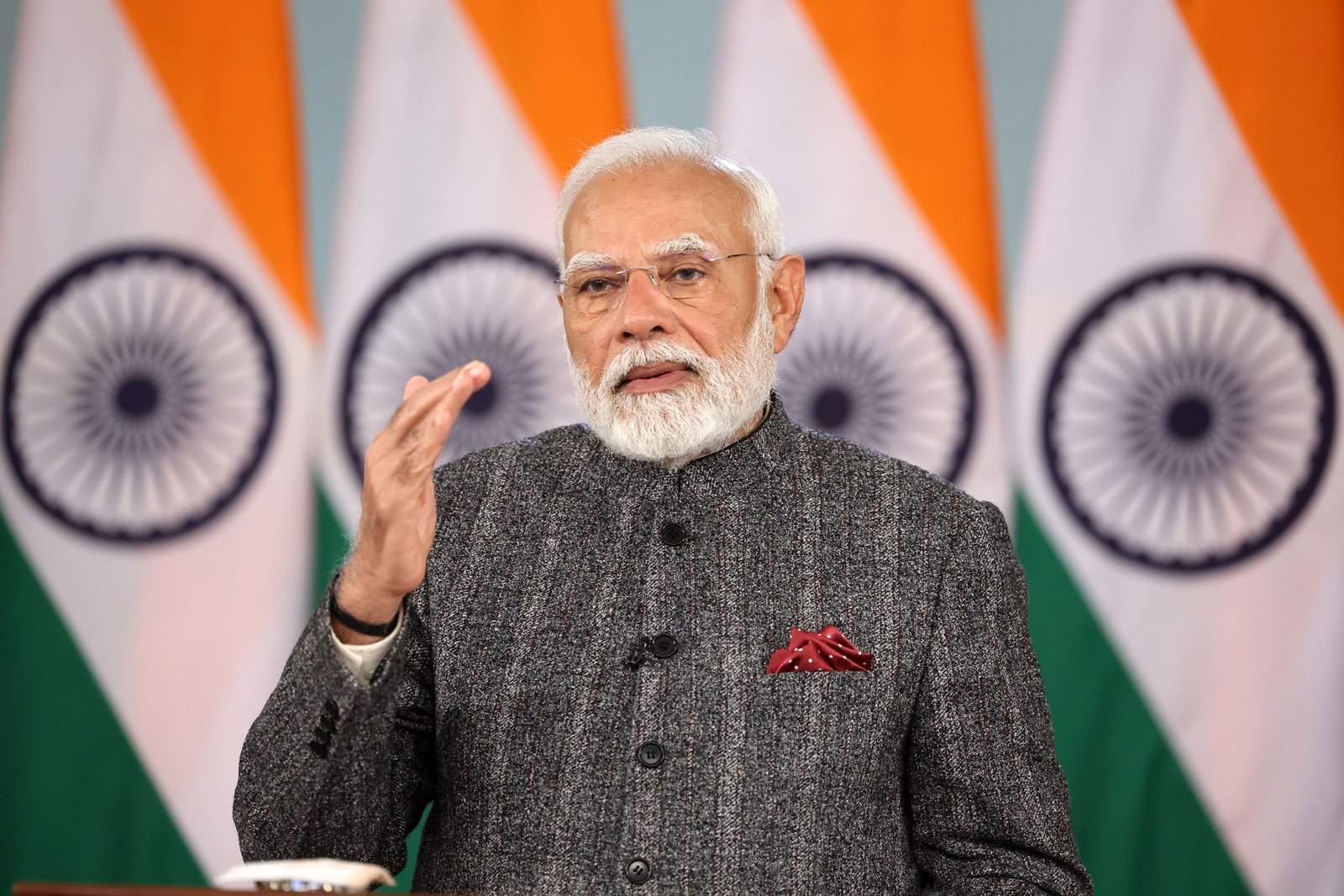 कंफर्ट जोन से बचें, श्रेष्ठता, दक्षता पर फोकस करें युवा: मोदी