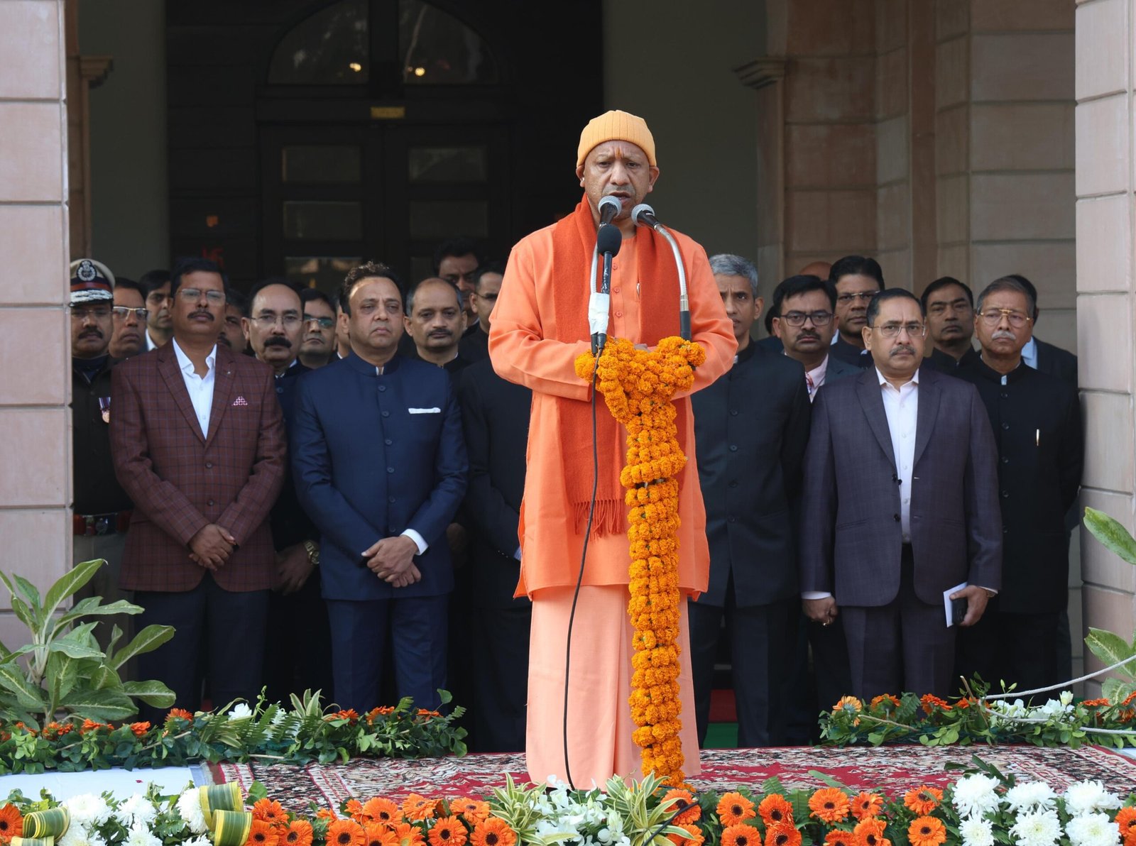 देश का संविधान हमें न्याय, समता और बंधुता के साथ जुड़ने की देता है प्रेरणा: सीएम