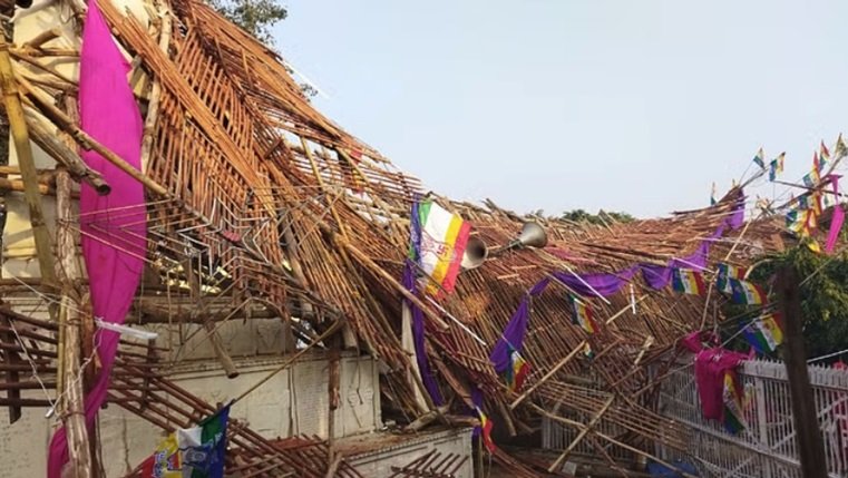 निर्वाण महोत्सव के दौरान मंच टूटा: 7 की मौत, 75 से ज्यादा घायल