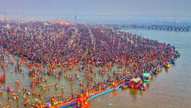 मौनी अमावस्या के अमृत स्नान के उपरांत भी प्रयागराज के सभी घाटों पर दिखा श्रद्धालुओं का तांता