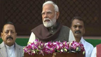 बजट सत्र से पहले मोदी ने किया मां लक्ष्मी का आवाहन