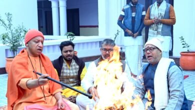 दूध’ दही, घी, शर्करा और कई तीर्थ स्थलों के पवित्र जल से हुआ भोलेनाथ का अभिषेक