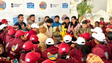 युवाओं ने लिया गंगा स्वच्छता का सामूहिक संकल्प.200 से अधिक गंगा सेवा दूतों ने लिया भाग.कई स्वयंसेवी संगठनों ने लिया हिस्सा.