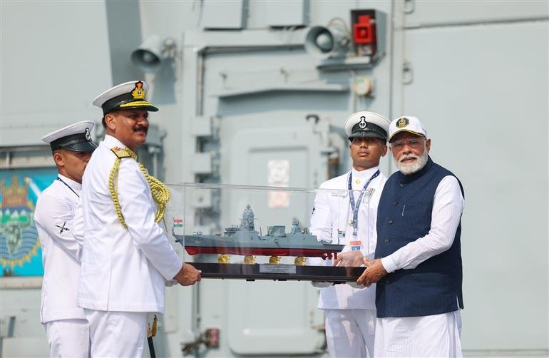 चाहे वह भूमि हो, जल हो, वायु हो, गहरा समुद्र हो या अनंत अंतरिक्ष, भारत हर जगह अपने हितों की रक्षा कर रहा है: प्रधानमंत्री