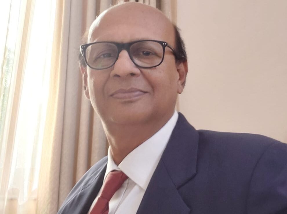 इलाहाबाद यूनिवर्सिटी के रिटायर्ड डीन वाणिज्य फैकल्टी एवं वित्त अधिकारी डॉ एके सिंघल