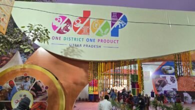 महाकुंभ 2025: यूपी के हस्तशिल्पियों को मिला संगम का बाजार, होगा 35 करोड़ का कारोबार