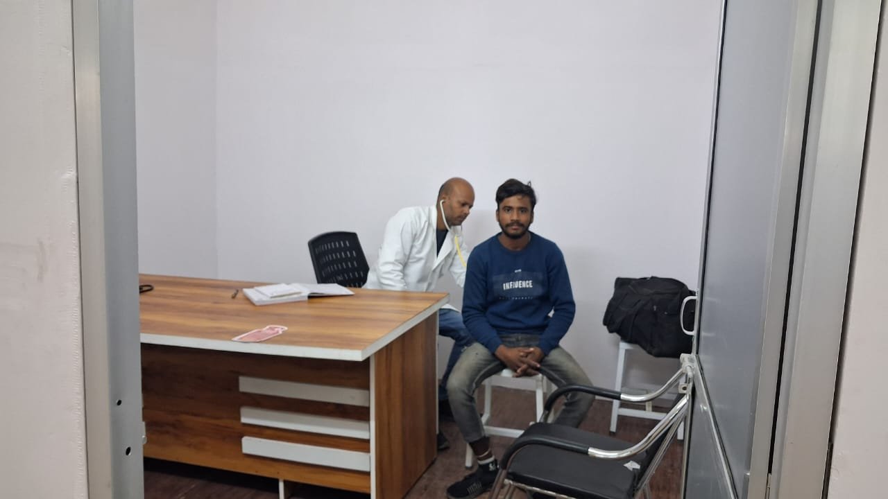 सीएम योगी के निर्देश पर महाकुम्भ के कोने-कोने में मिल रहा श्रद्धालुओं को उपचार