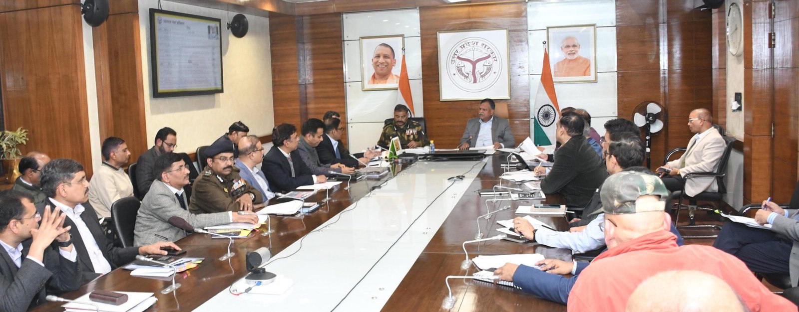 मुख्य सचिव की अध्यक्षता में प्रयागराज महाकुम्भ मेला 2025 की शीर्ष समिति की 17वीं बैठक संपन्न