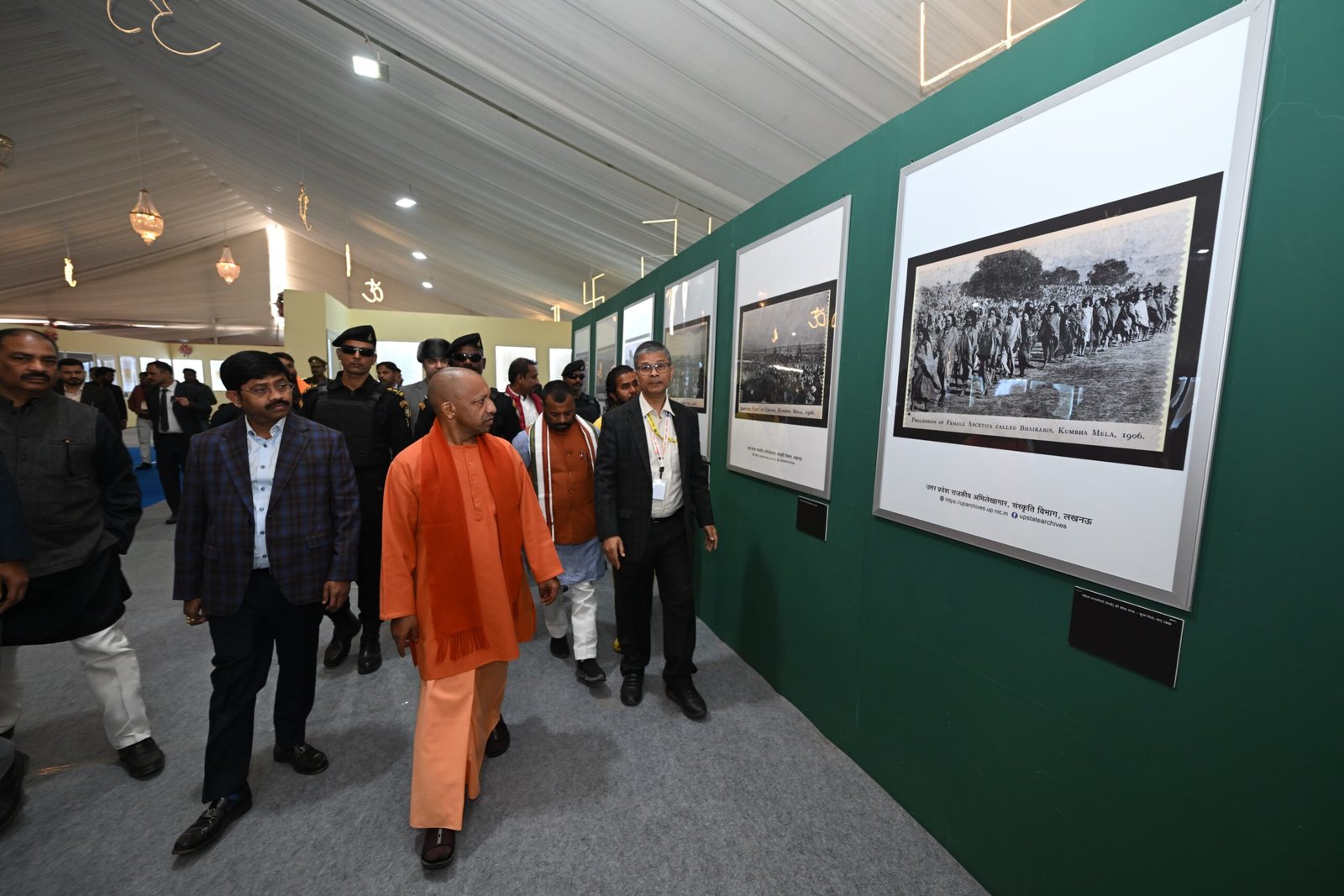 सीएम योगी ने सेक्टर-7 में निर्मित उत्तर प्रदेश दर्शन मंडपम का किया उद्घाटन