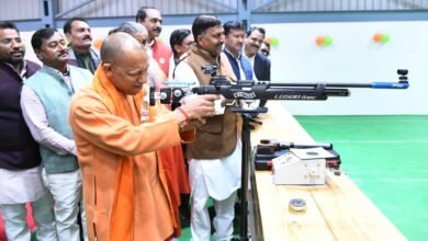 सीएम योगी का सटीक निशाना, पहली ही बार ‘बुल्स आई’