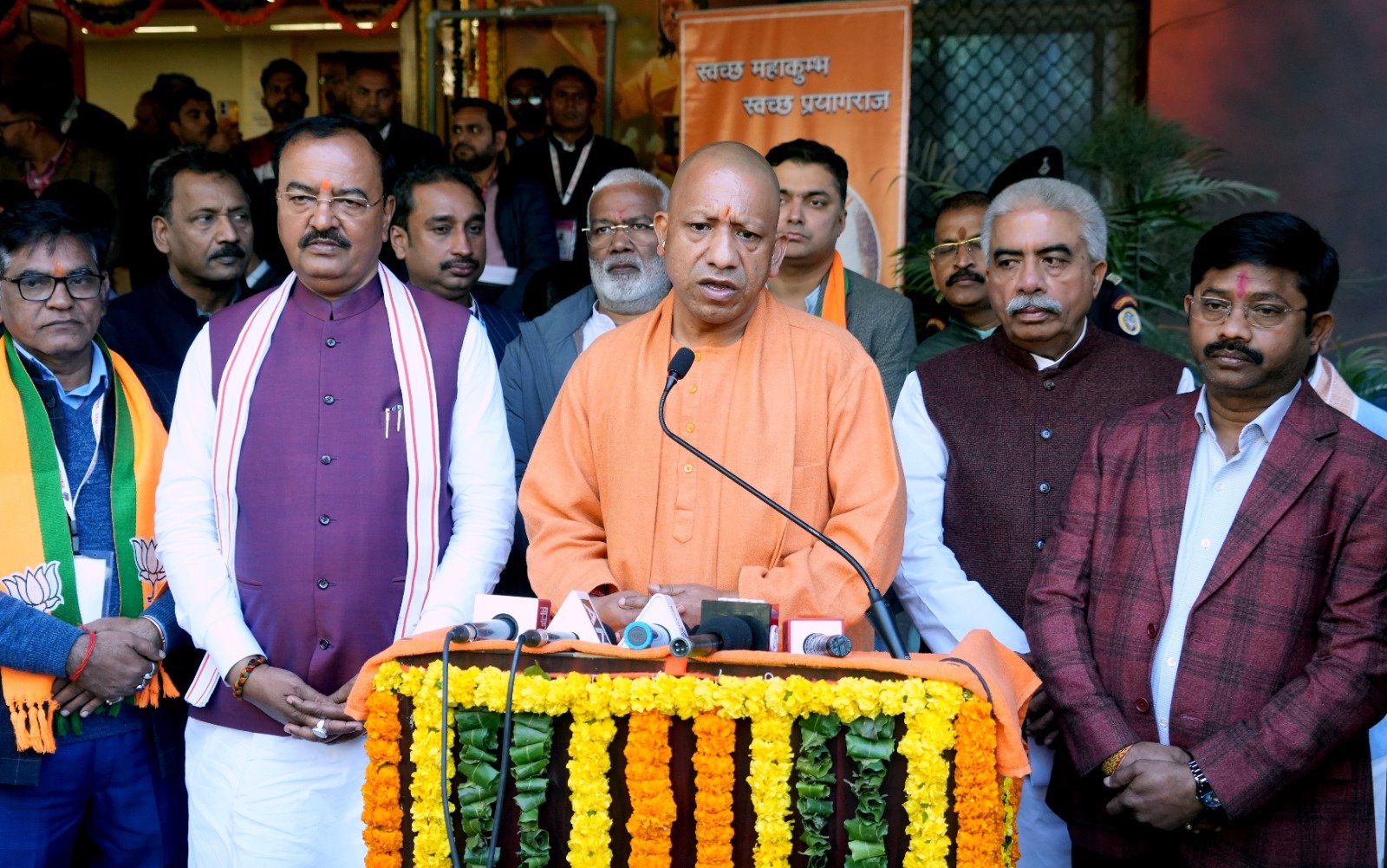 मौनी अमावस्या और बसंत पंचमी अमृत स्नान की तैयारियों की समीक्षा के बाद मुख्यमंत्री ने की पत्रकार वार्ता