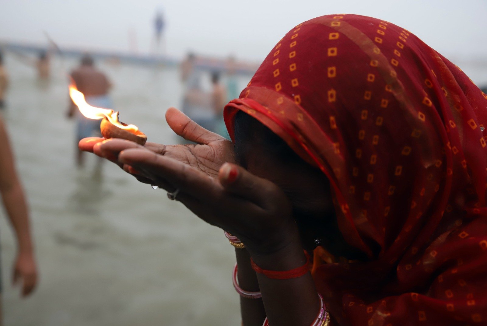 महाकुम्भ में पौष पूर्णिमा के स्नान के साथ कल्पवास की शुरुआत